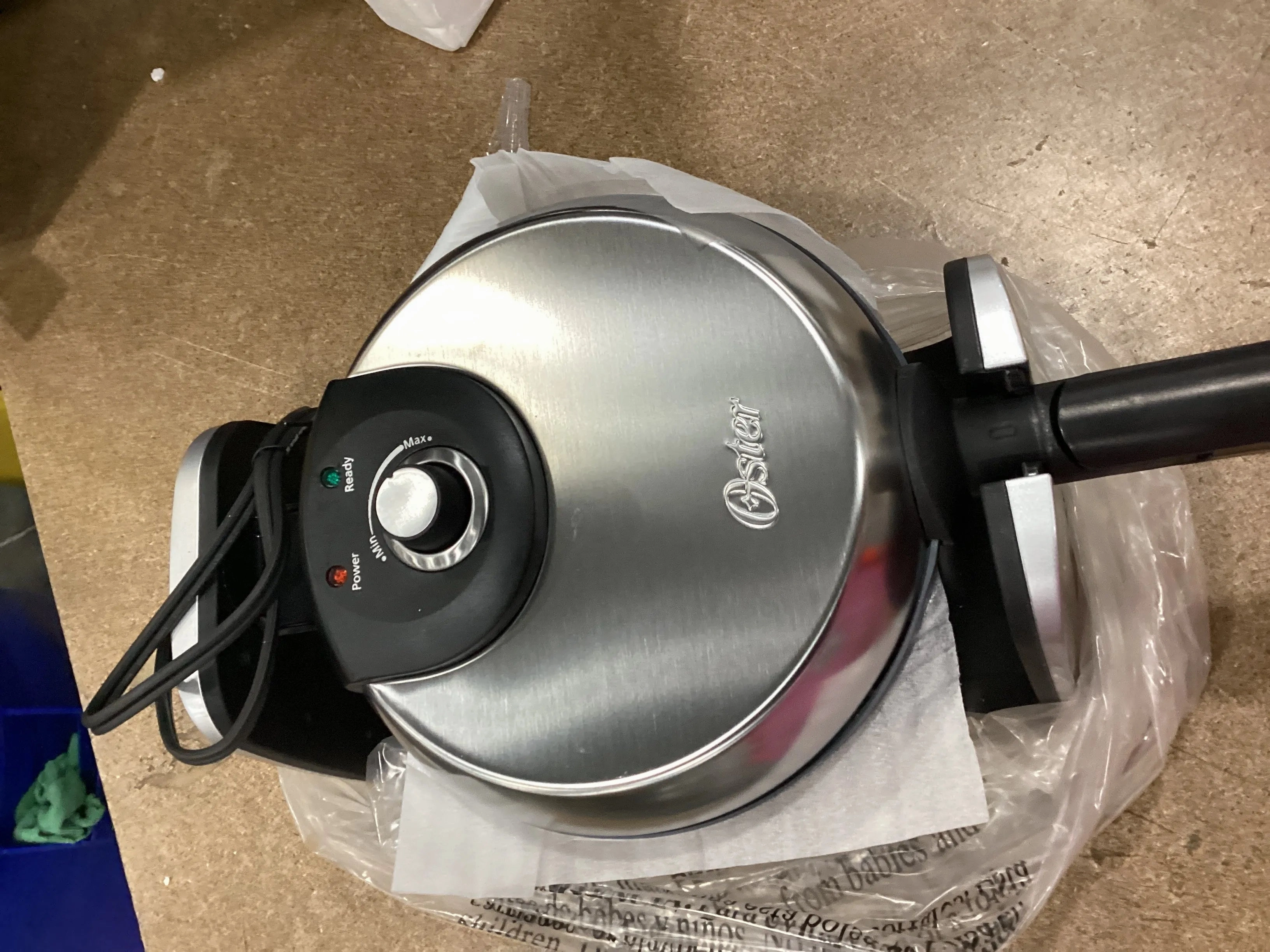 DiamondForce Nonstick Flip Waffle Maker - Silver (See Description)