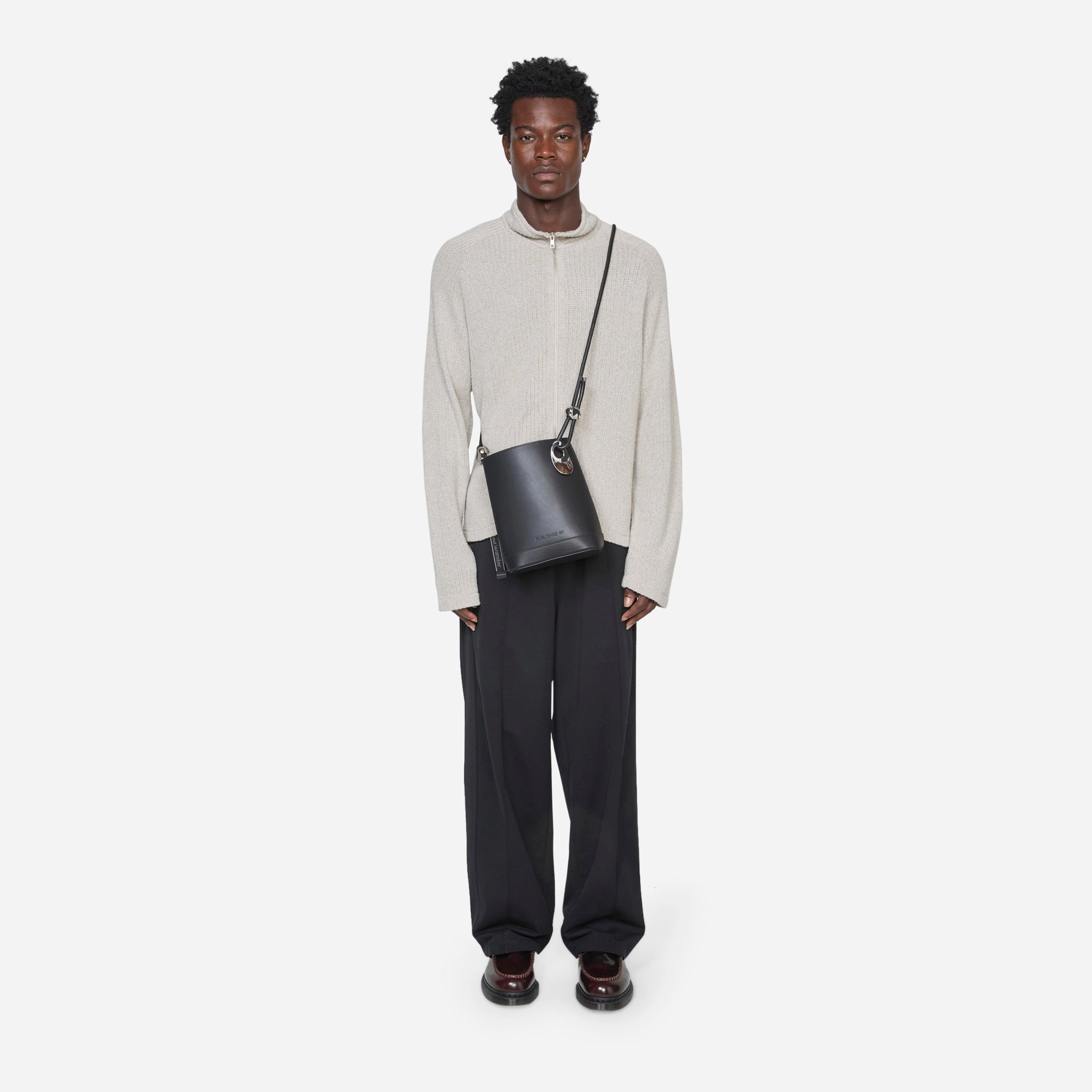 Noona Tote Small Black | Chrome