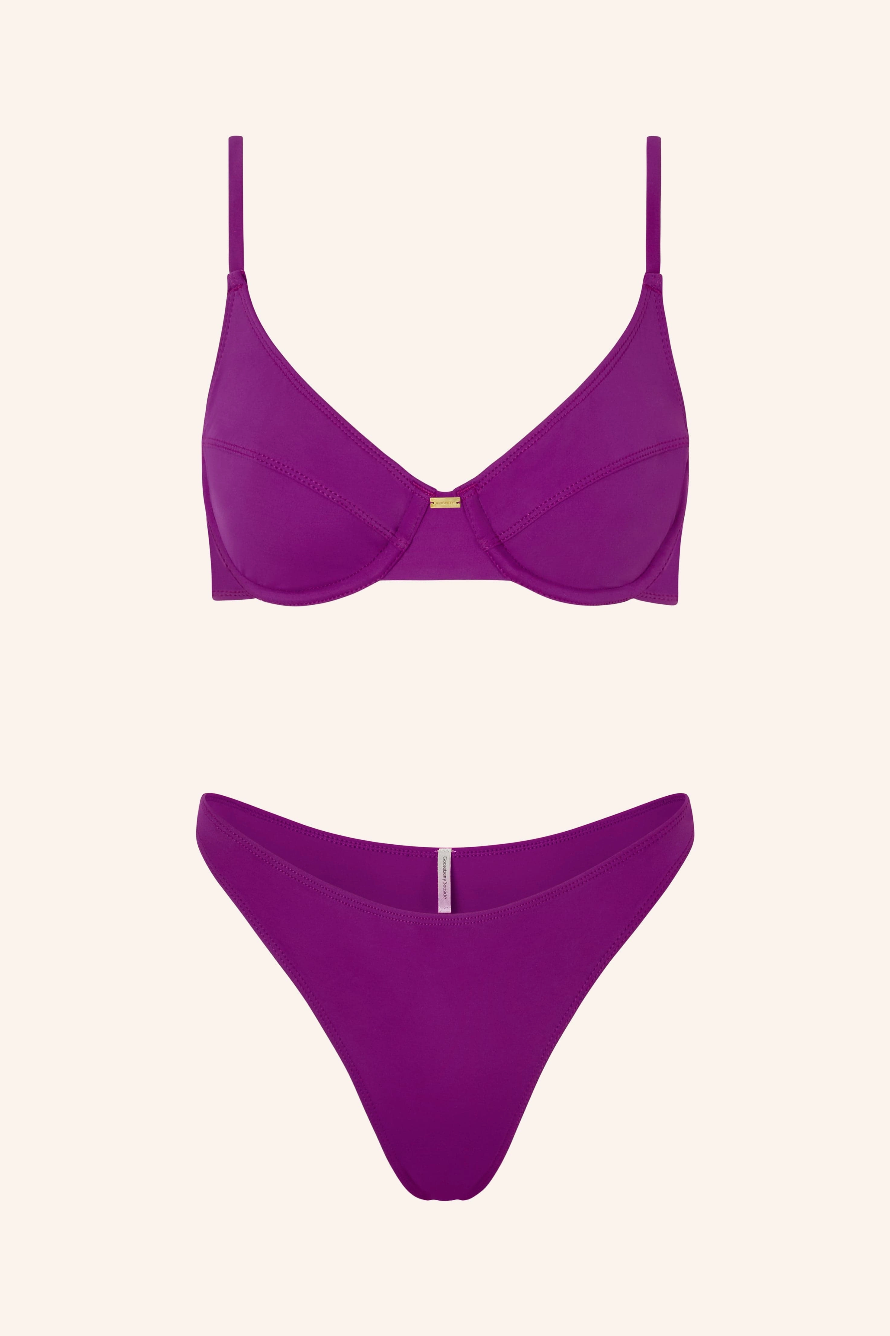 Sculpting Top Cassis