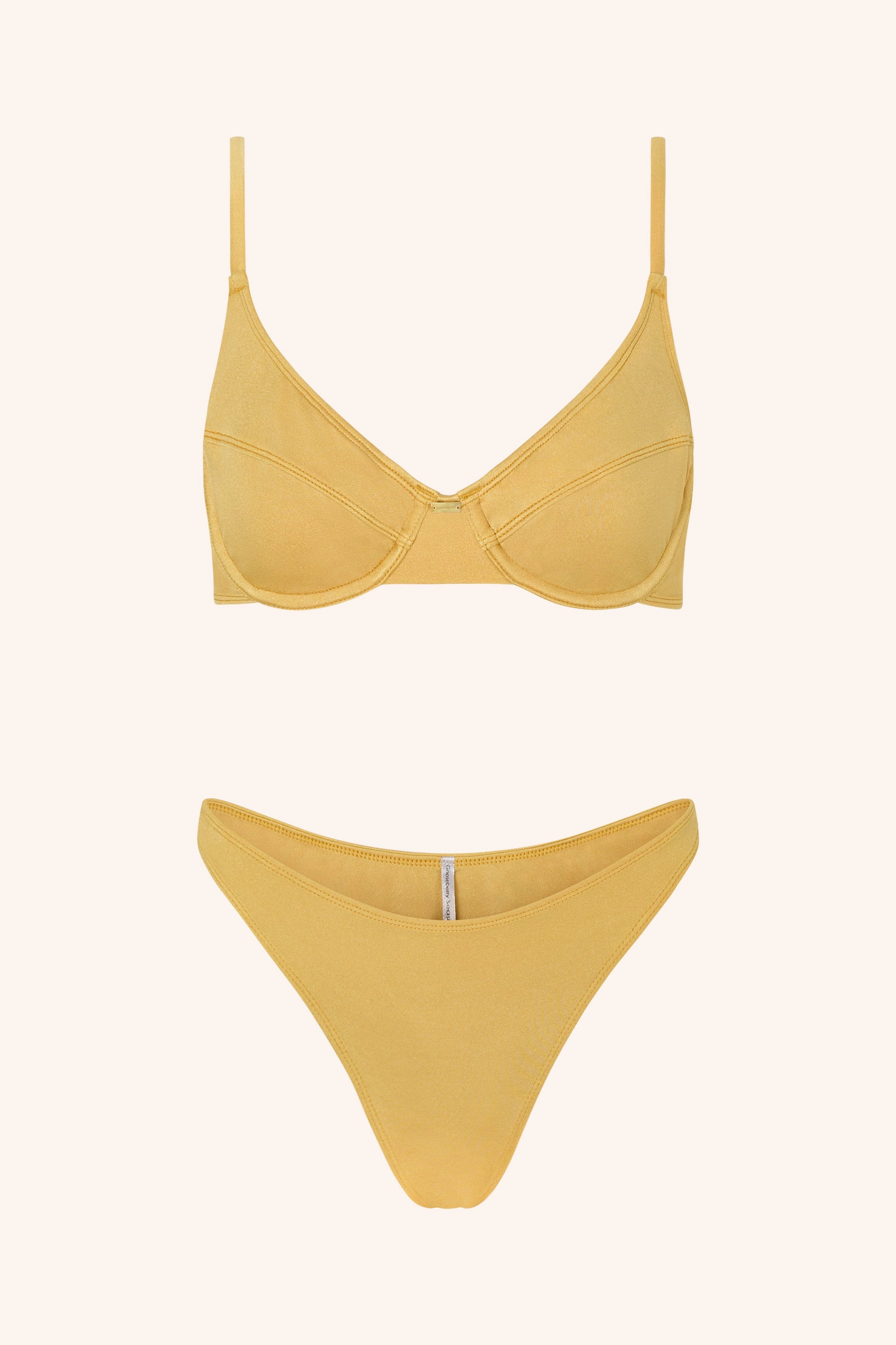 Sculpting Top Cassis